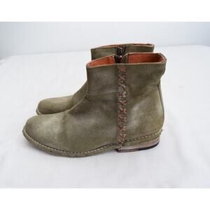 Bed Stu Distressed Gray Leather Suede Zip Ankle Boots 6.5 Criss Cross Festival